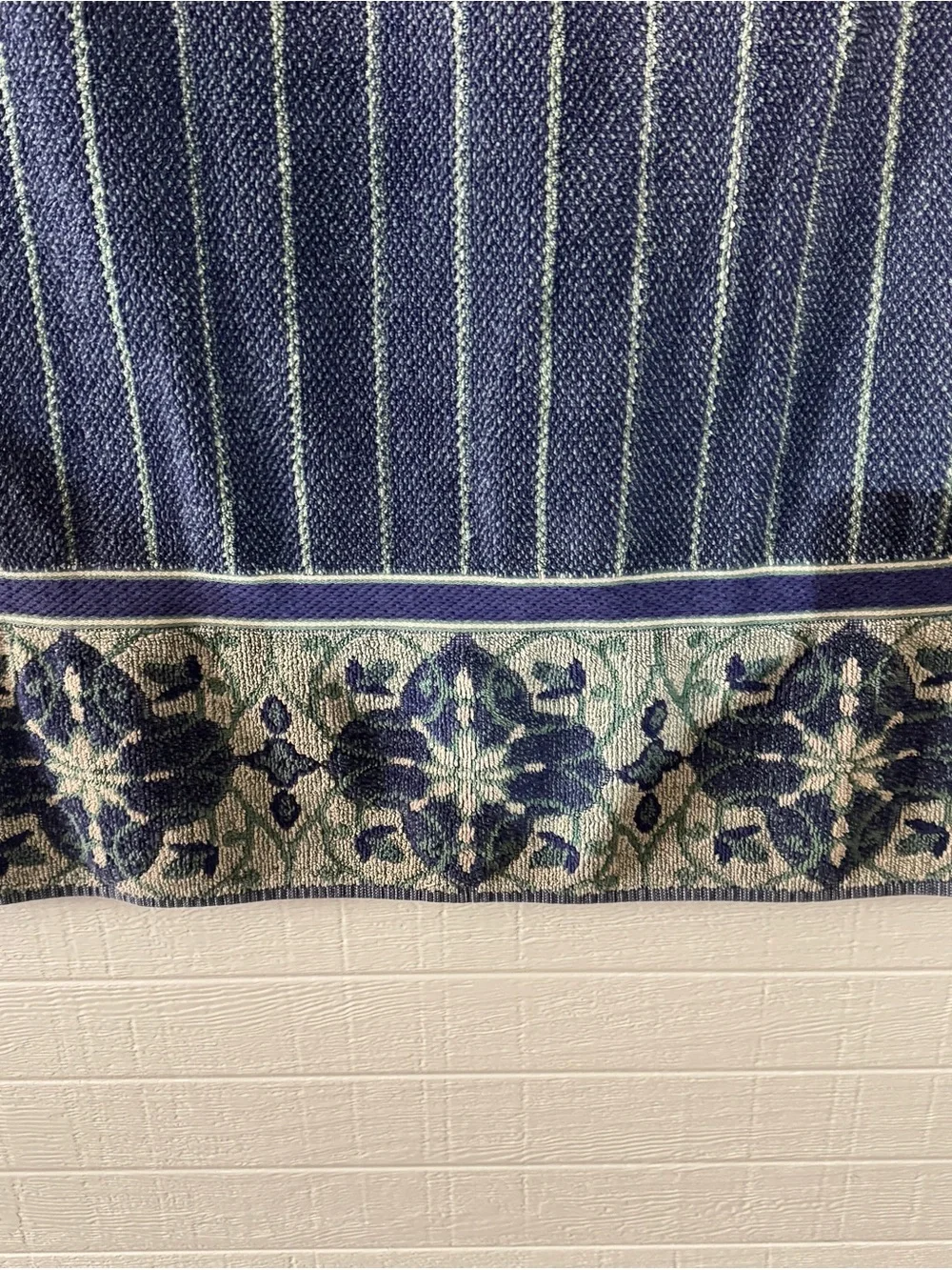 Vintage Royal Velvet Fieldcrest Bath Towel